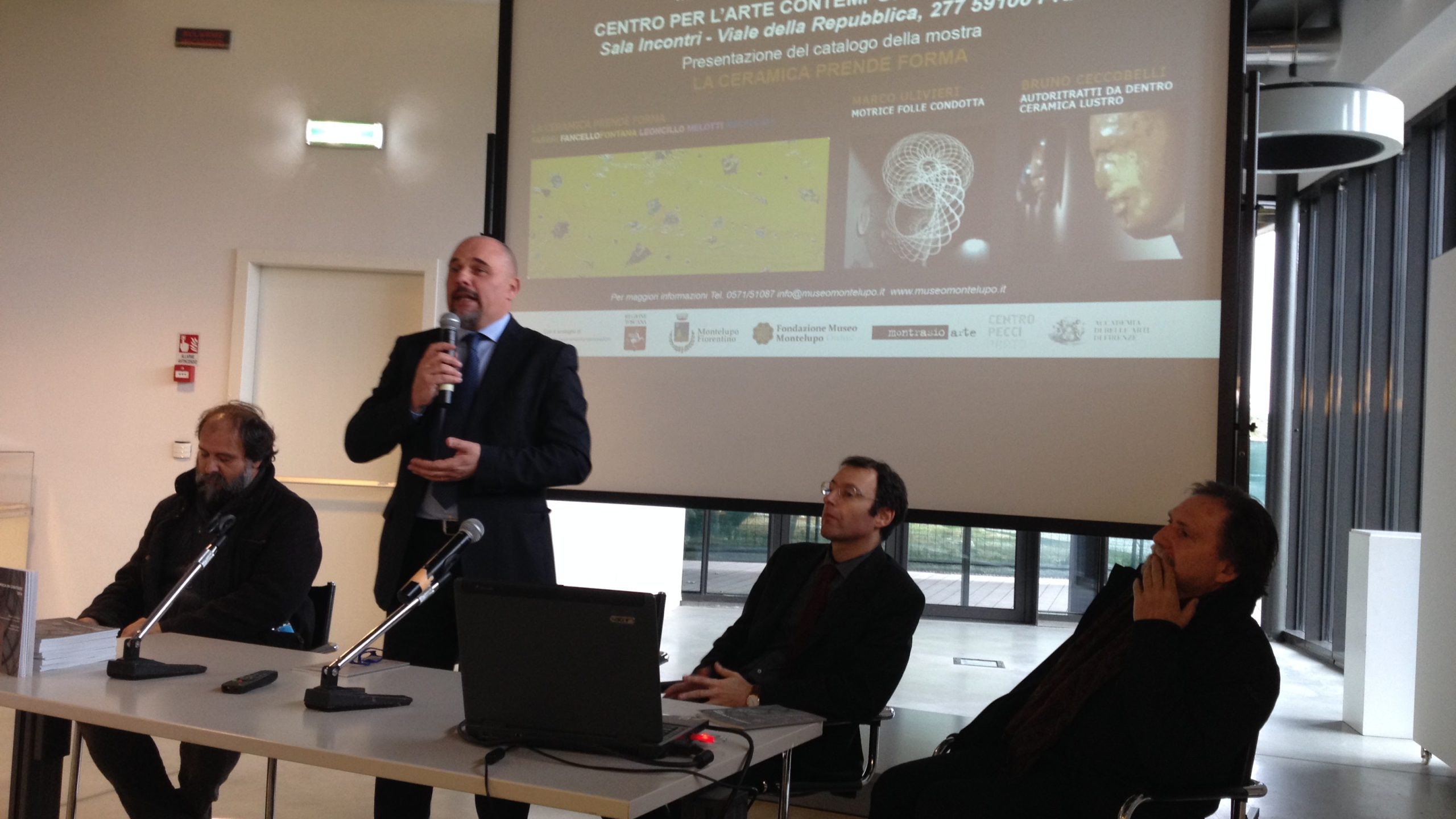 Presentazione catalogo La ceramica prene forma, Sindaco di Montelupo Paolo Masetti